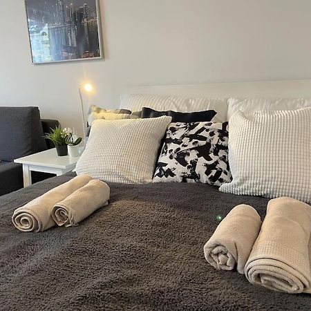 Charming Apartment Near City Center Wien Eksteriør bilde